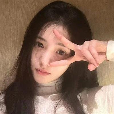 漂亮男孩直播中