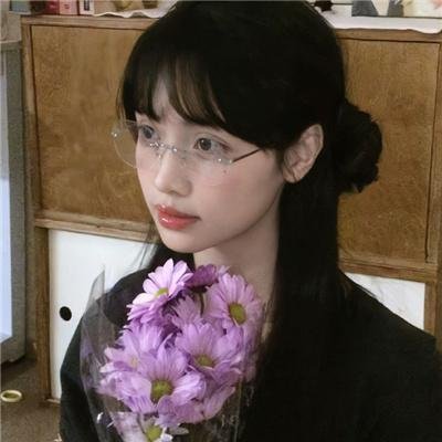 群莺乱飞